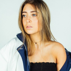 julia-thompson-nxtstyle-the-next-100-2020-music-guide